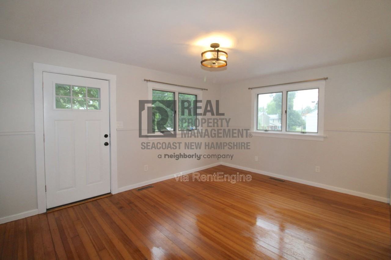 139 Philbrick Ave - Photo 3 of 33