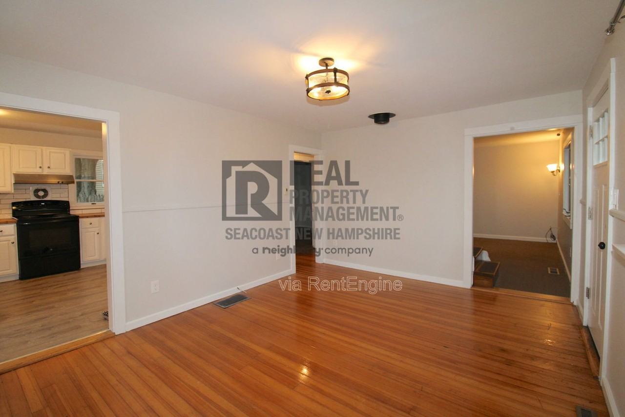 139 Philbrick Ave - Photo 7 of 33