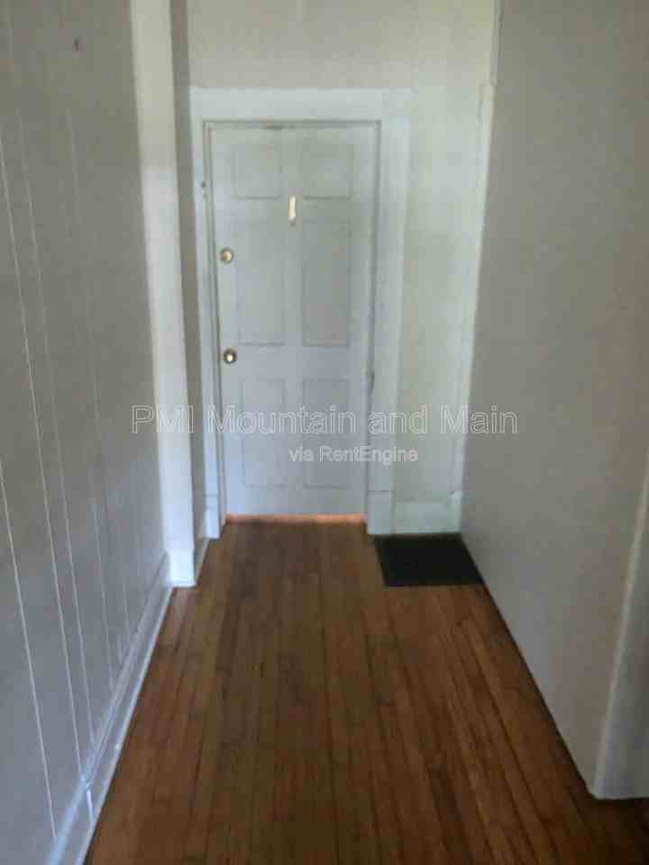 41 Westwood Pl #1 - Photo 3 of 25