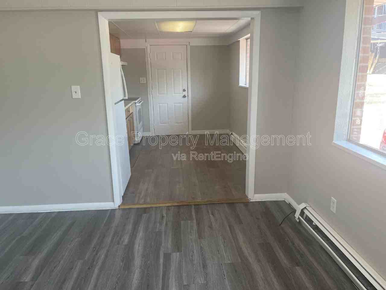 3944 Turnpike Dr #5 - Photo 5 of 10