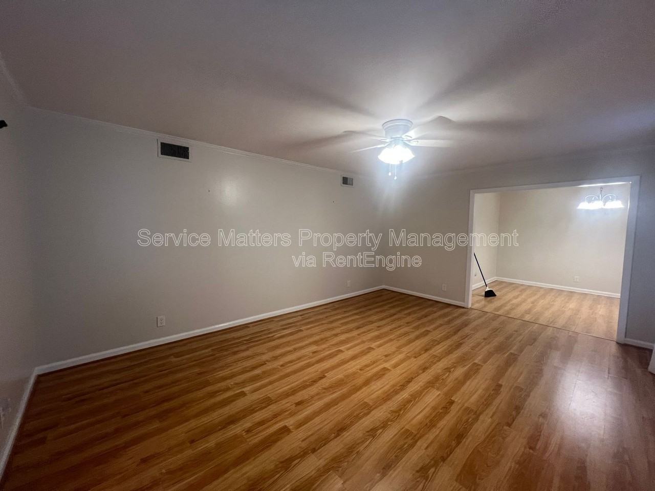 1401 E 34th St - Photo 7 of 45