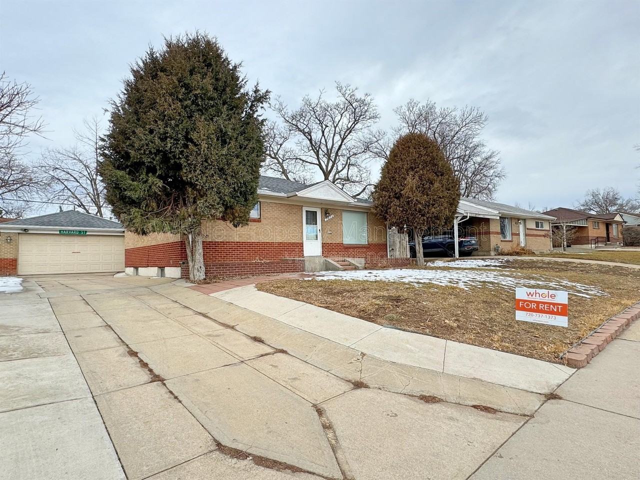 7071 Ruth Way - Photo 3 of 35