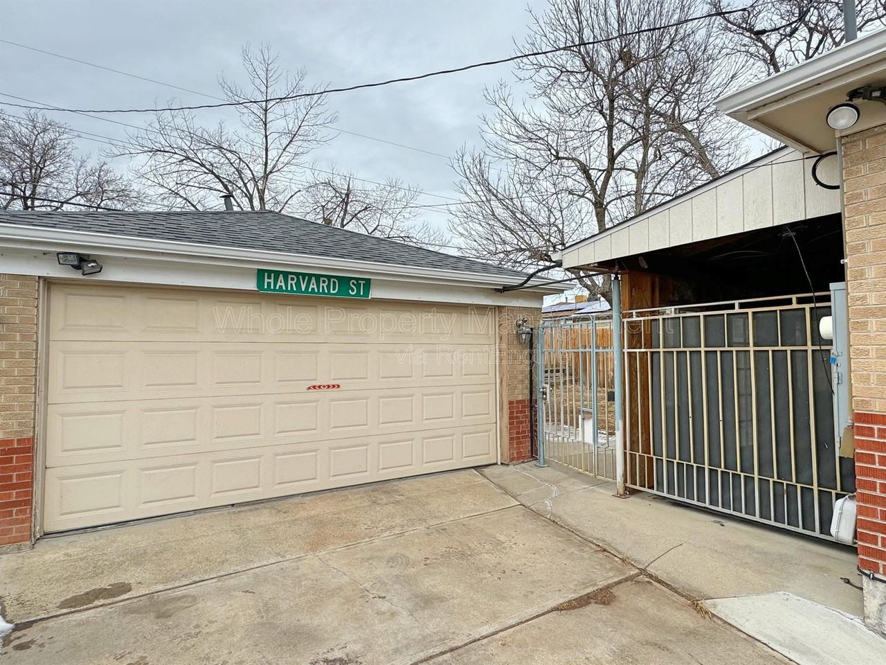 7071 Ruth Way - Photo 4 of 35