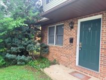 239 N Plum St #5 - Photo 1 of 1