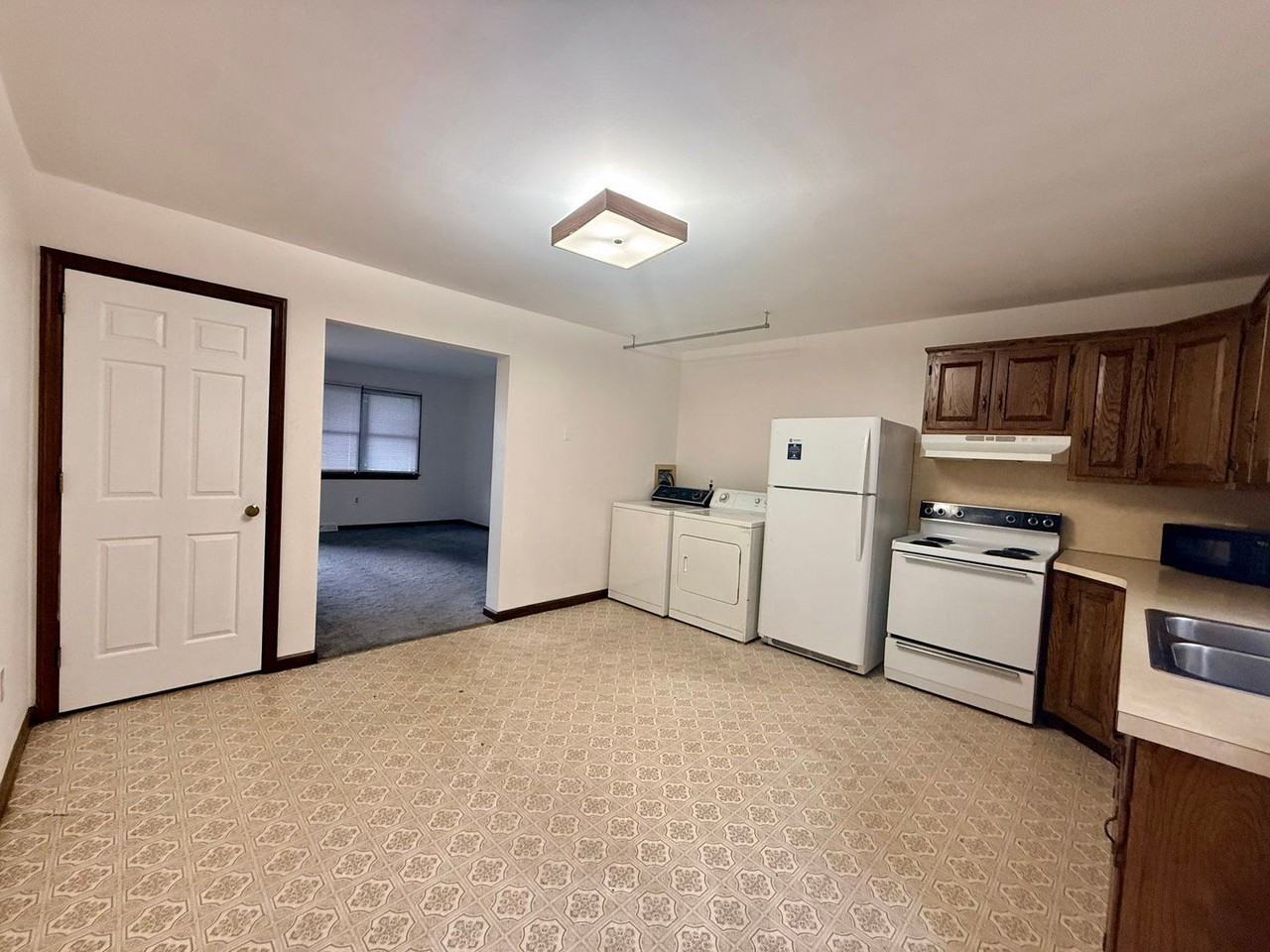 239 N Plum St #5 - Photo 2 of 13