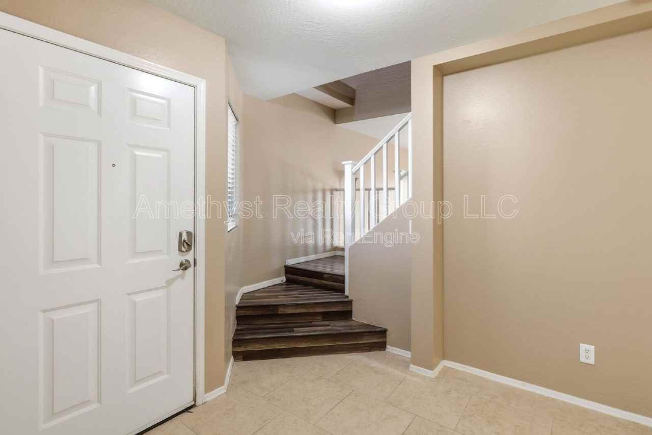 23374 W Pima St - Photo 4 of 39
