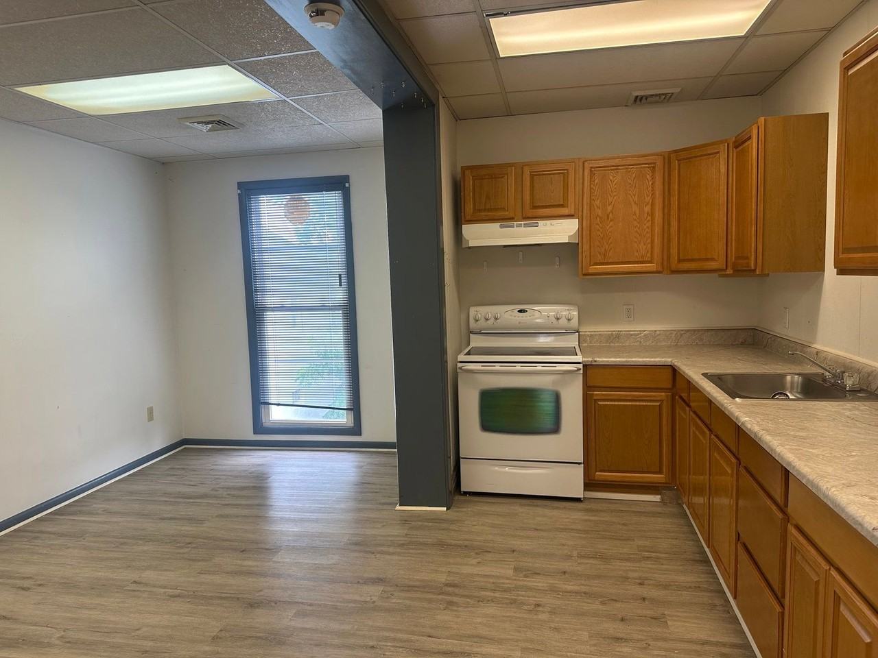 152 W Main Ave #2 - Photo 4 of 20