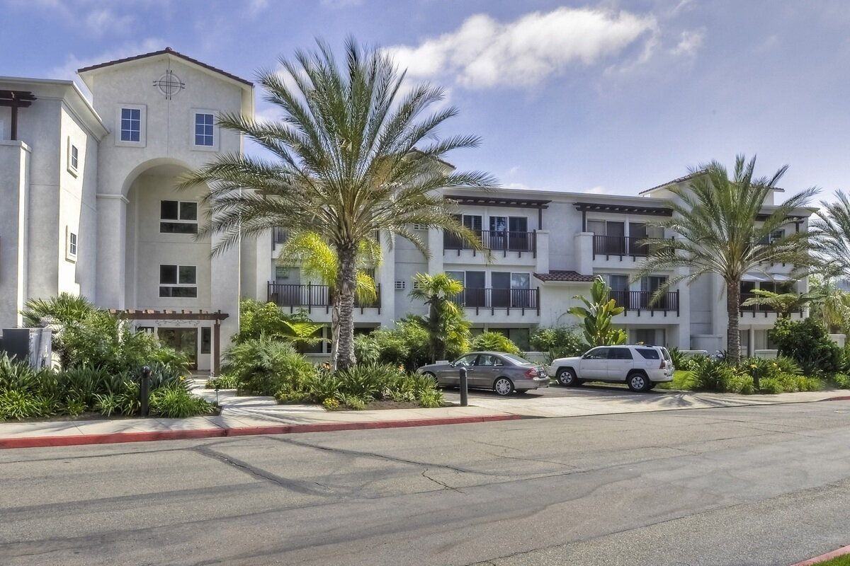 2005 Costa Del Mar Rd #619