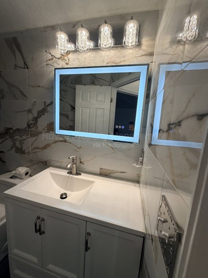218 Ronaldale Ave - Photo 6 of 48