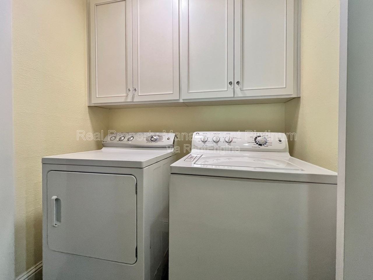 1111 W San Jose Ave - Photo 6 of 23