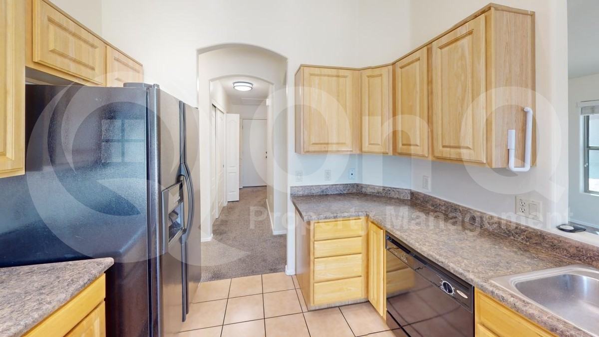 8478 S Hunnic Dr - Photo 5 of 19
