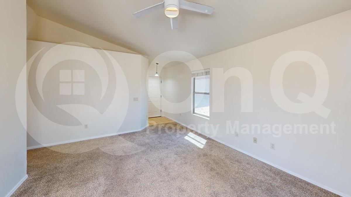 8478 S Hunnic Dr - Photo 7 of 19