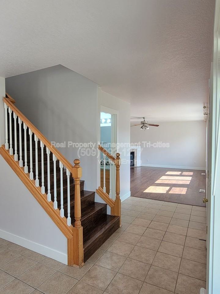 3212 S Rainier St - Photo 5 of 19