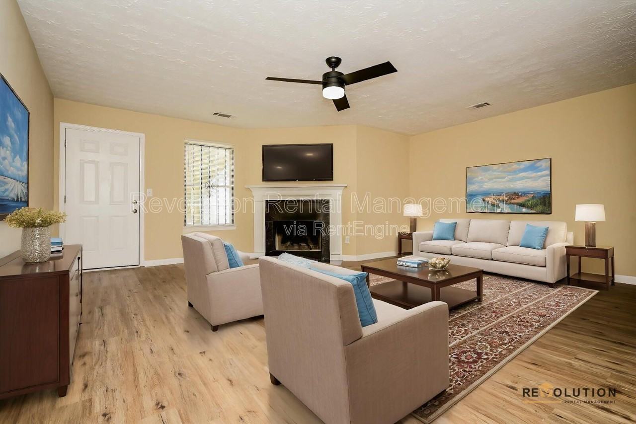 2923 Vining Ridge Ter - Photo 4 of 33