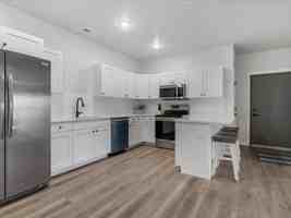 featured image of 10 Jaro Way #304