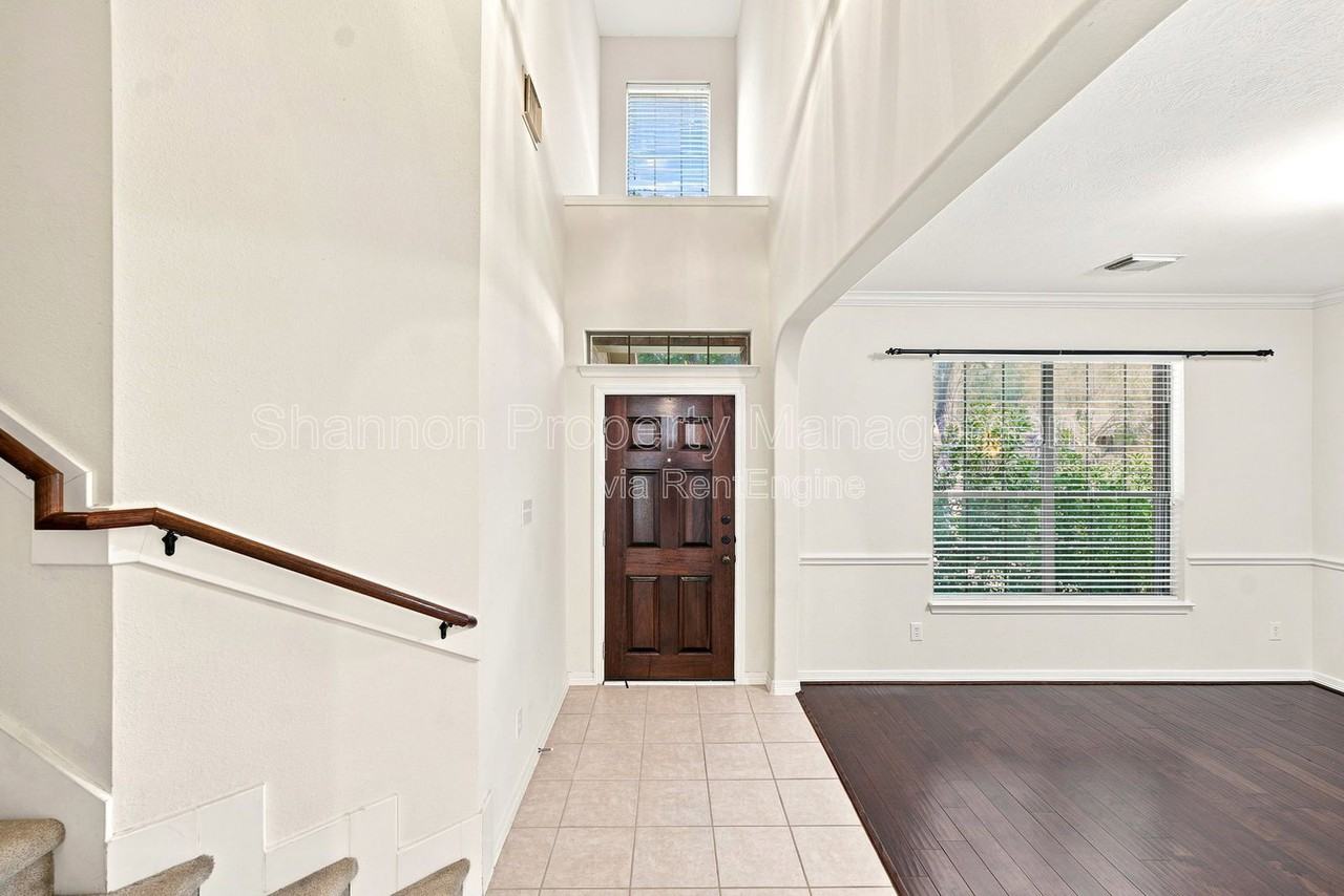 5214 Barleycorn Ln - Photo 3 of 24
