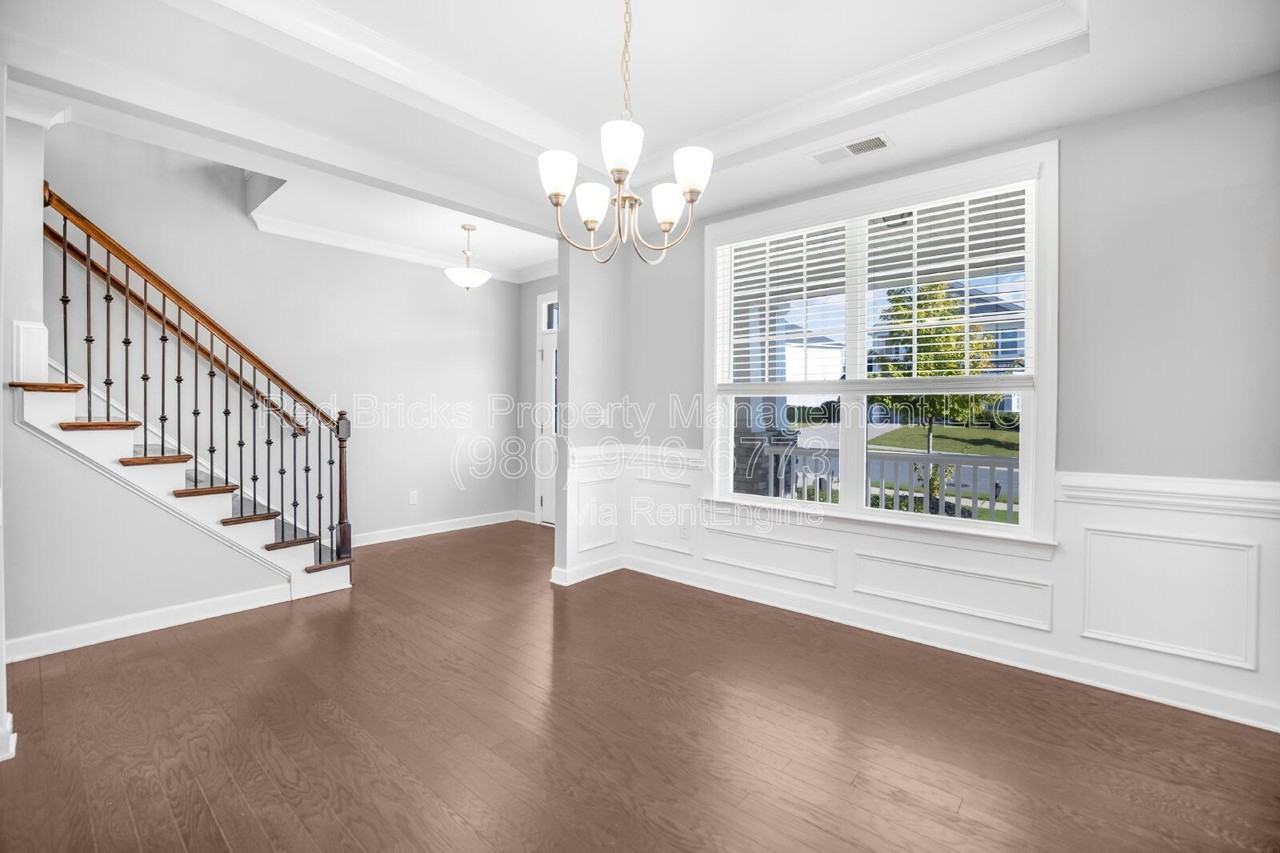 2783 Berkhamstead Cir - Photo 6 of 30