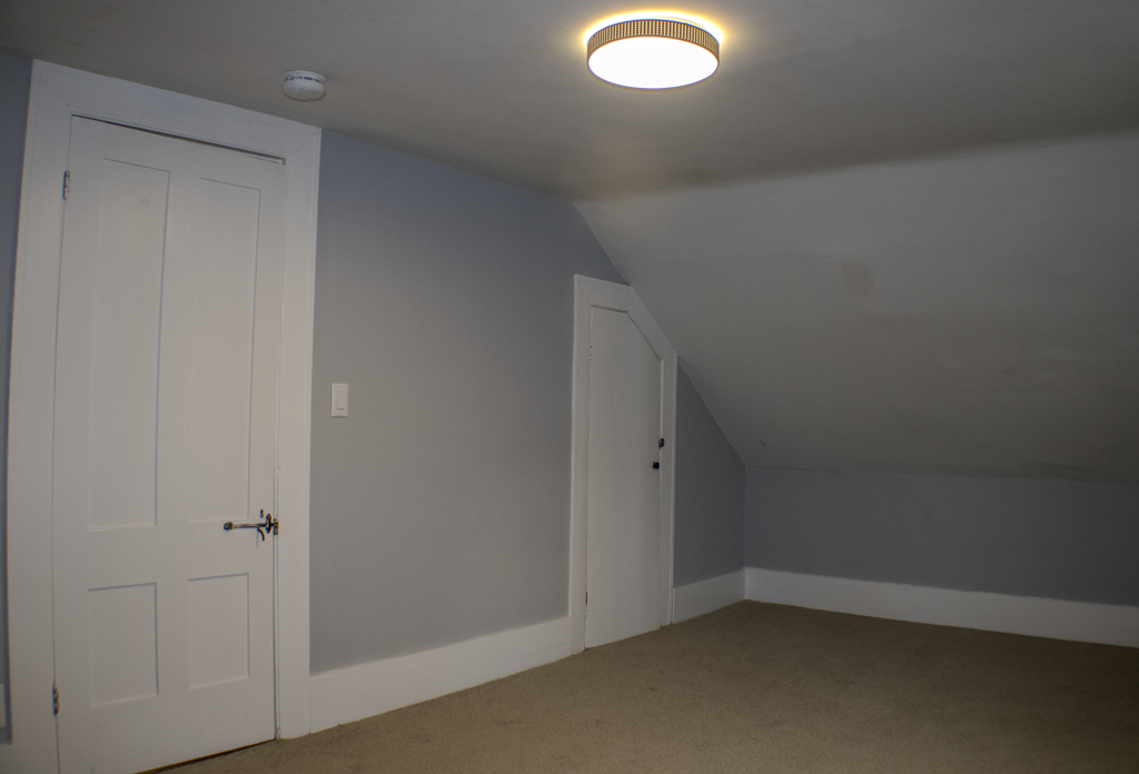 250 Ashburnham St - Photo 3 of 21