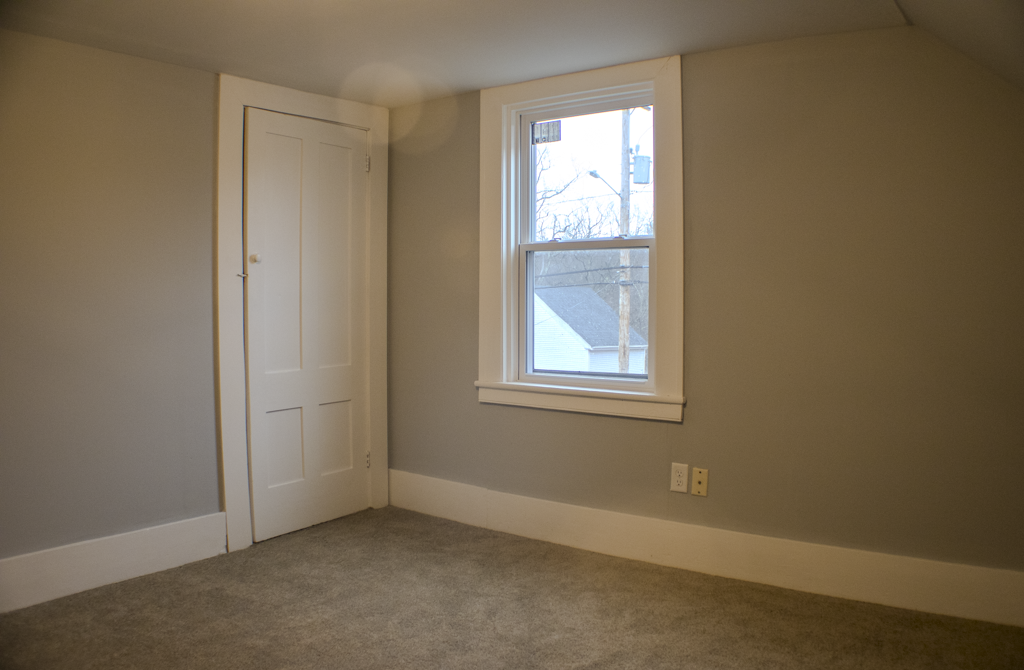 250 Ashburnham St - Photo 5 of 21