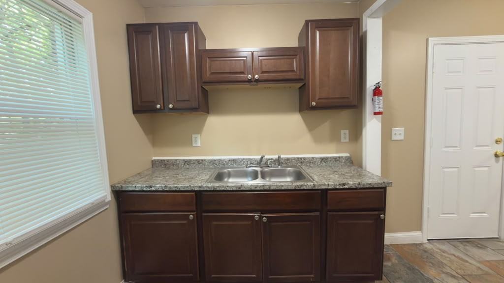 7531 Mackenzie St #5 - Photo 3 of 10