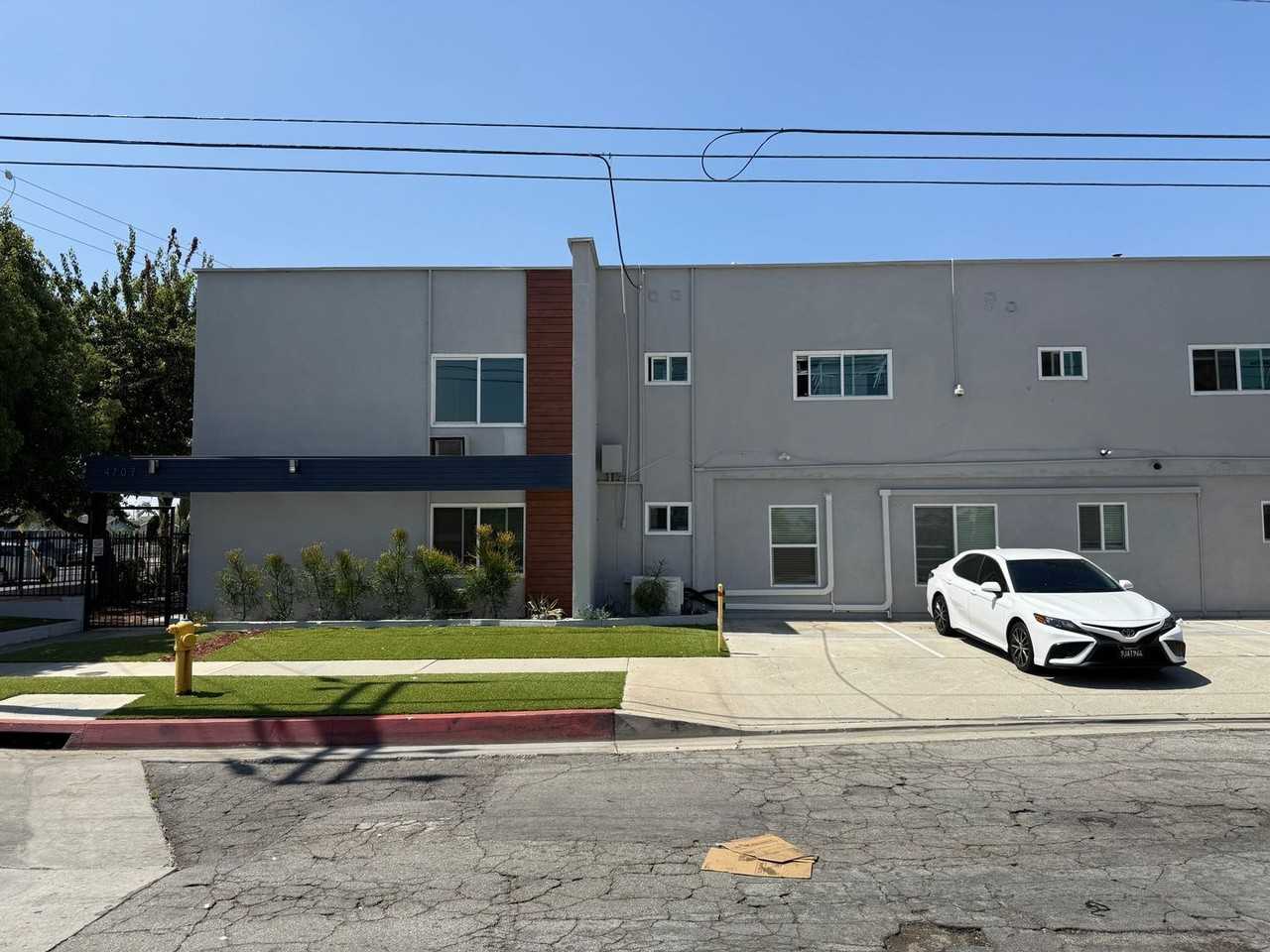 4707 Rosemead Blvd #E1 - Photo 7 of 7