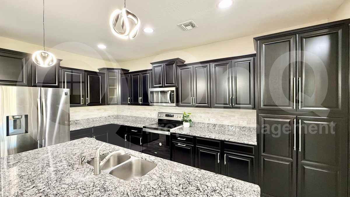 22629 N 122nd Ln - Photo 3 of 26