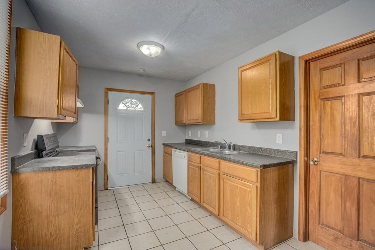 1807 Madison Ave #2 - Photo 6 of 12