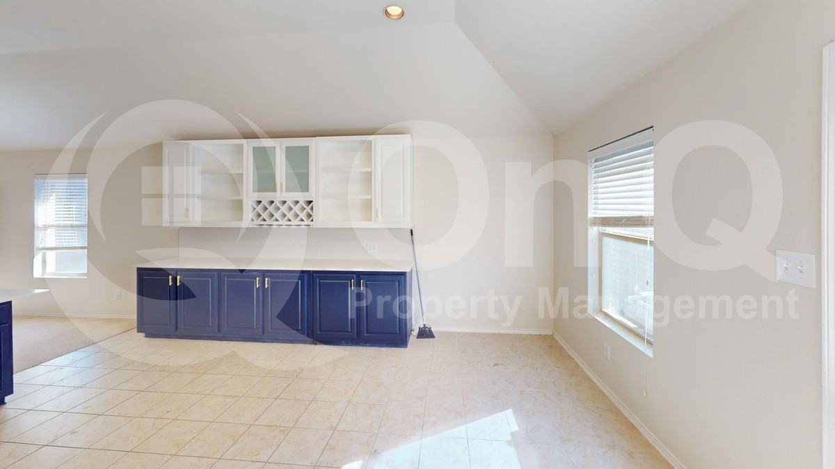 12616 Seagull Way - Photo 4 of 19