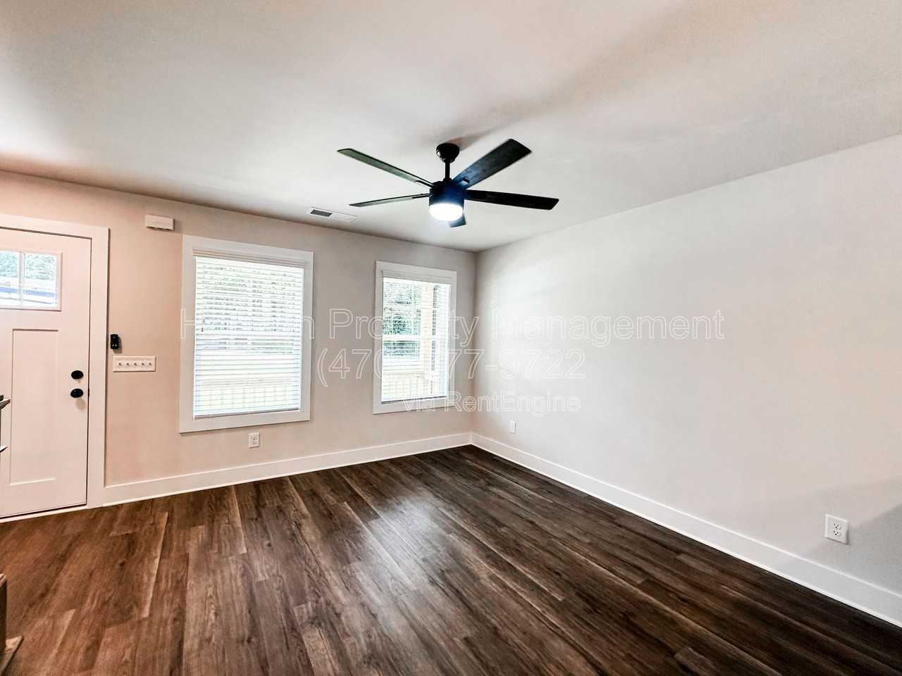 3475 Monterey St - Photo 3 of 24