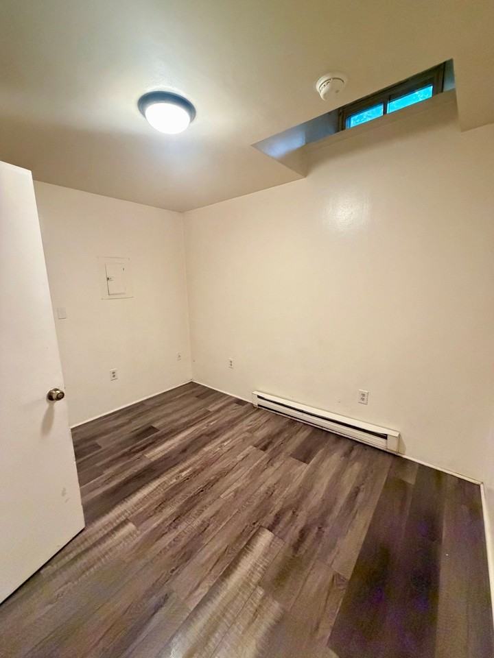 517 N Front St #1 - Photo 7 of 10