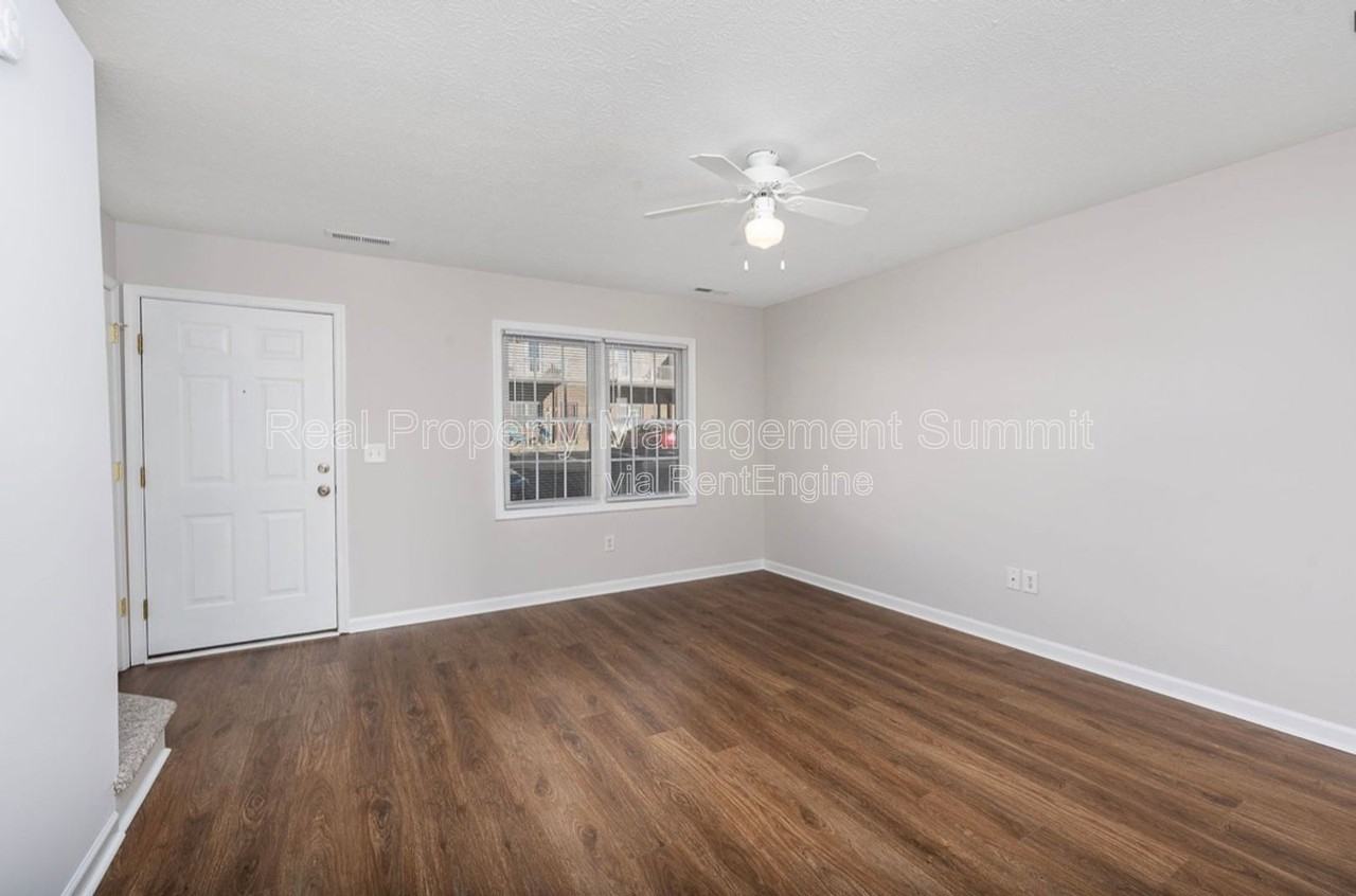 1009 Seth Dr #508 - Photo 3 of 15