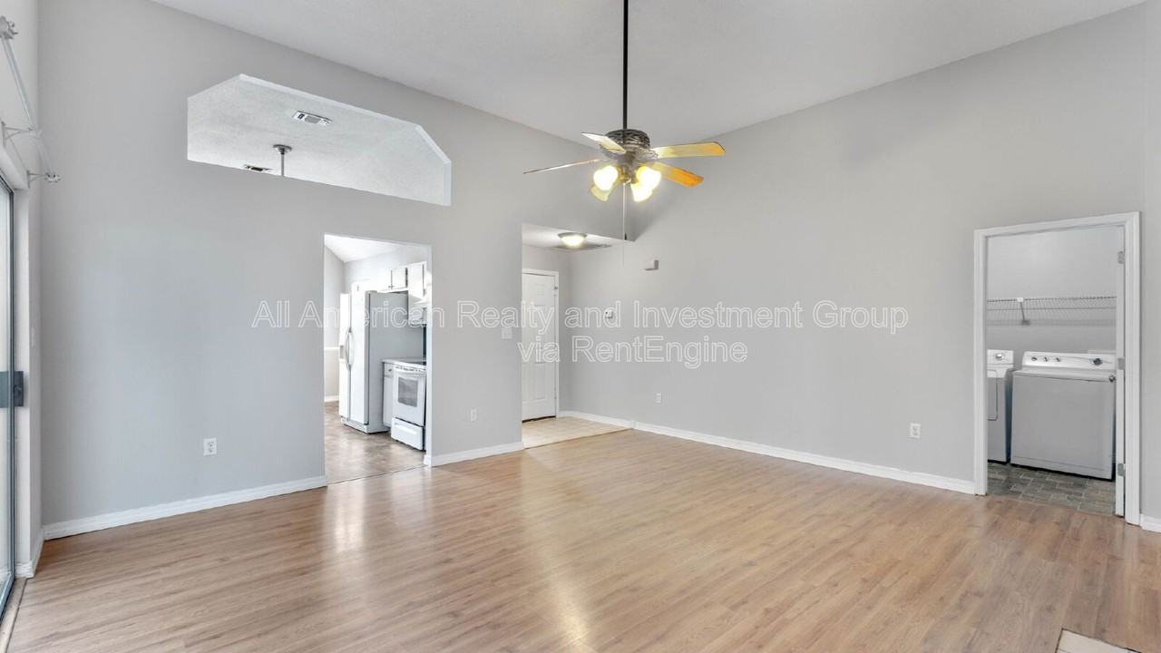 330 Brookwood Blvd - Photo 4 of 21