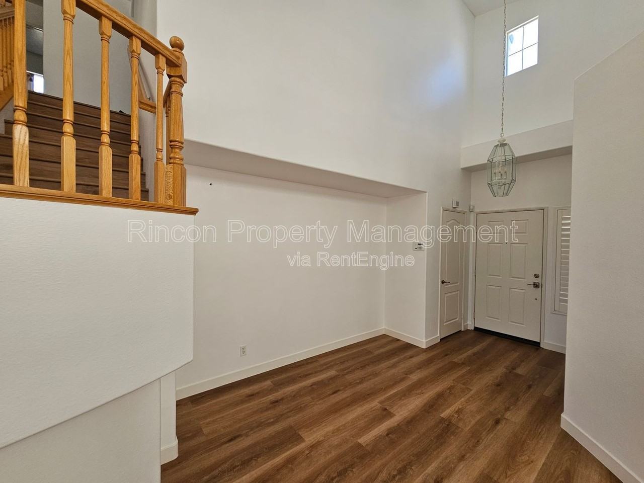 4782 Templeton St - Photo 6 of 33