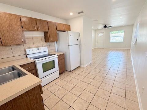 715 Georgia St #1 - Photo 4 of 8