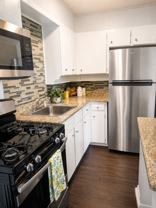 2428 Louise St - Photo 1 of 1