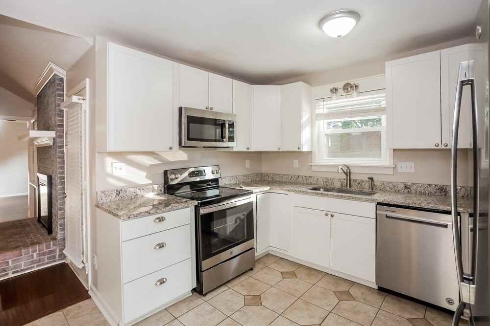 12907 Silbury Ln - Photo 7 of 16