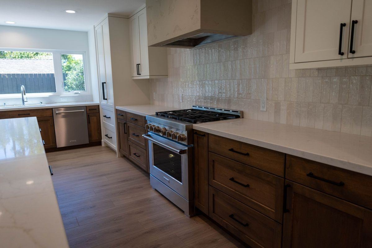 1552 Brentford Ave - Photo 6 of 41