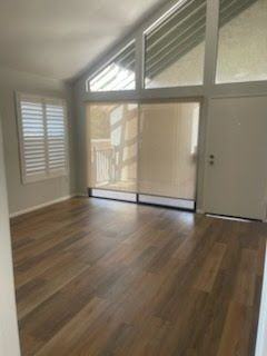 10540 Lakeside Dr N ##J - Photo 5 of 5