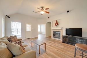 featured image of 2605 Salorn Way