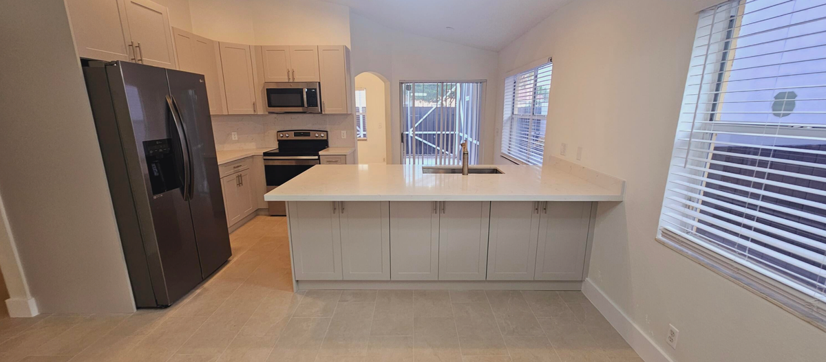 10780 Cypress Lake Ter - Photo 2 of 4