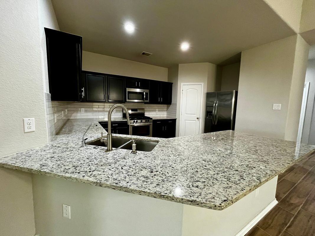 5443 Redwood Summit Ln - Photo 4 of 17