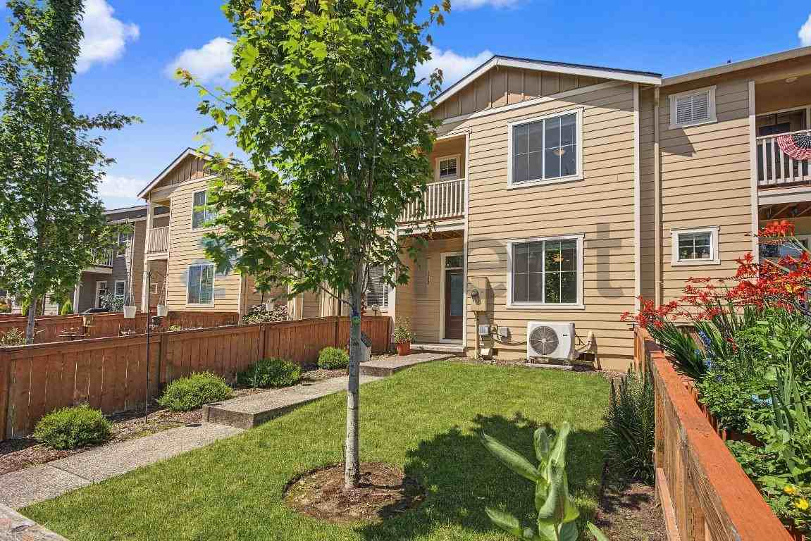 7142 Ne 155th Pl - Photo 2 of 17