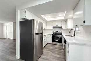 Avalon Court Apartments - Photo 1 of 1