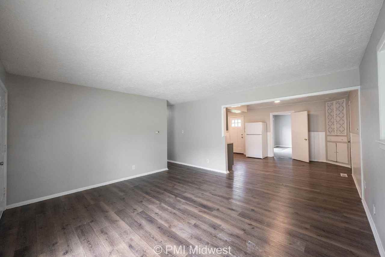 316 S Kenmore Rd - Photo 4 of 28