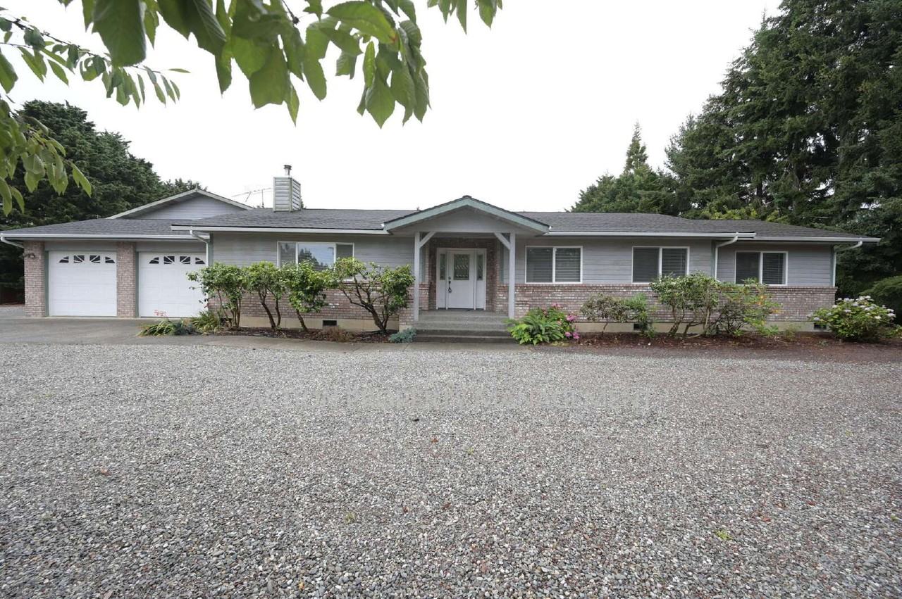 123 Beeson Rd - Photo 2 of 36