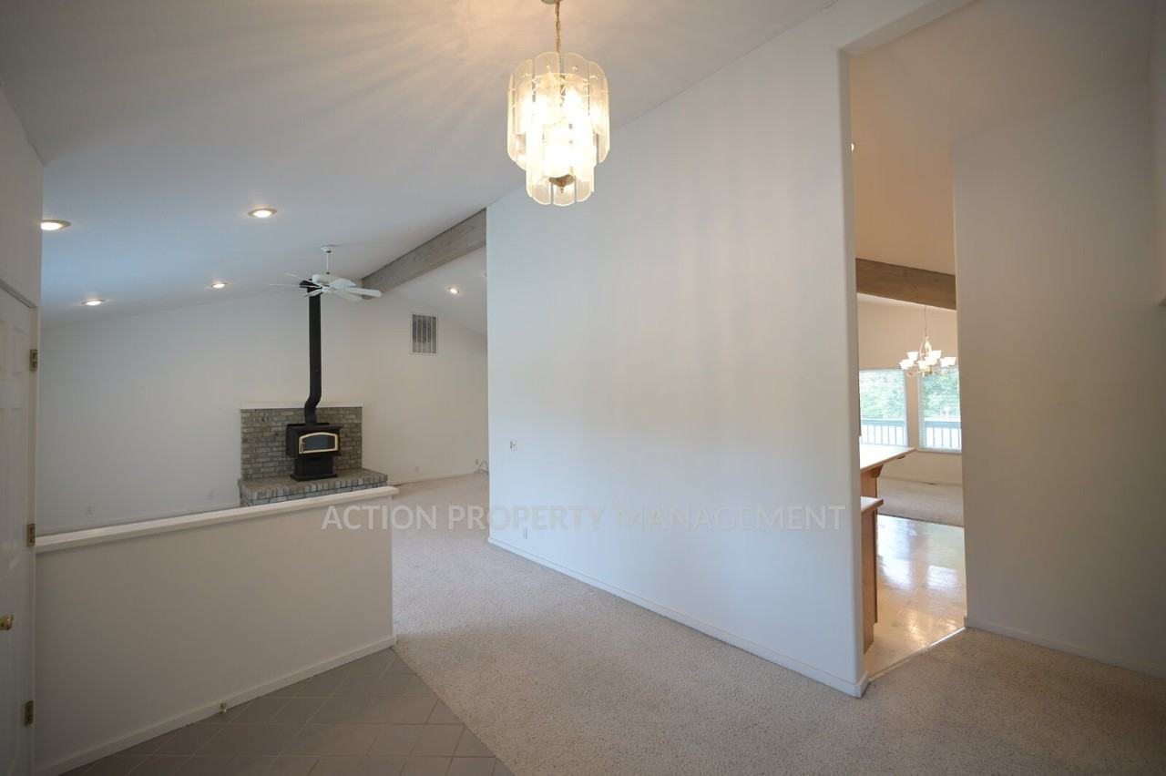 123 Beeson Rd - Photo 4 of 36