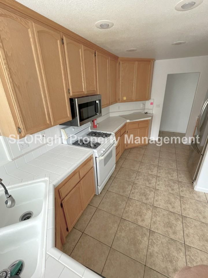 515 Misty View Way - Photo 4 of 17