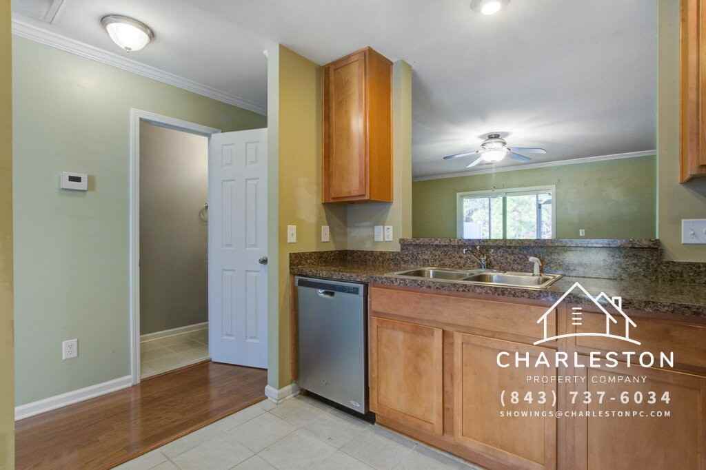8845 Gable St - Photo 7 of 20
