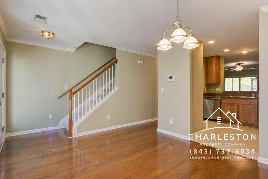 8845 Gable St - Photo 5 of 20