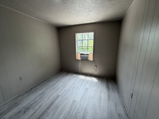 813 N University St #7 - Photo 4 of 10